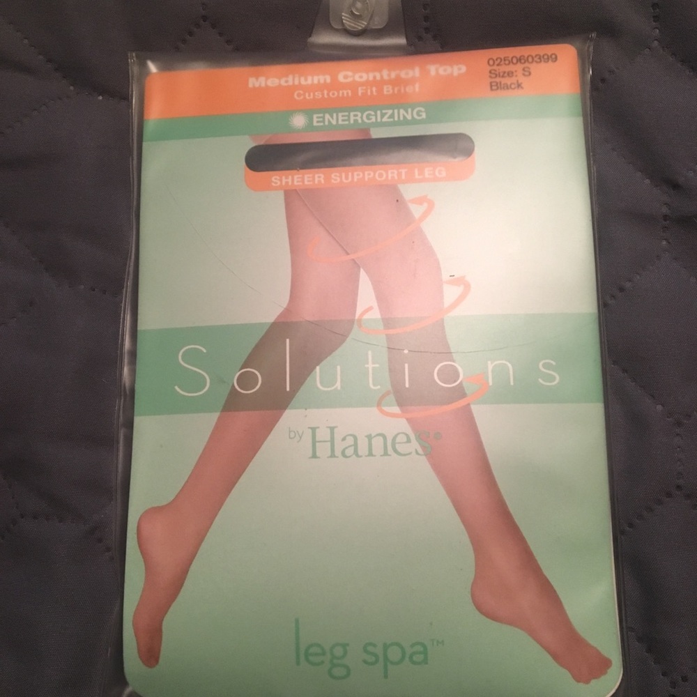 New Medium Control Top Sheer Support Leg Pantyhose